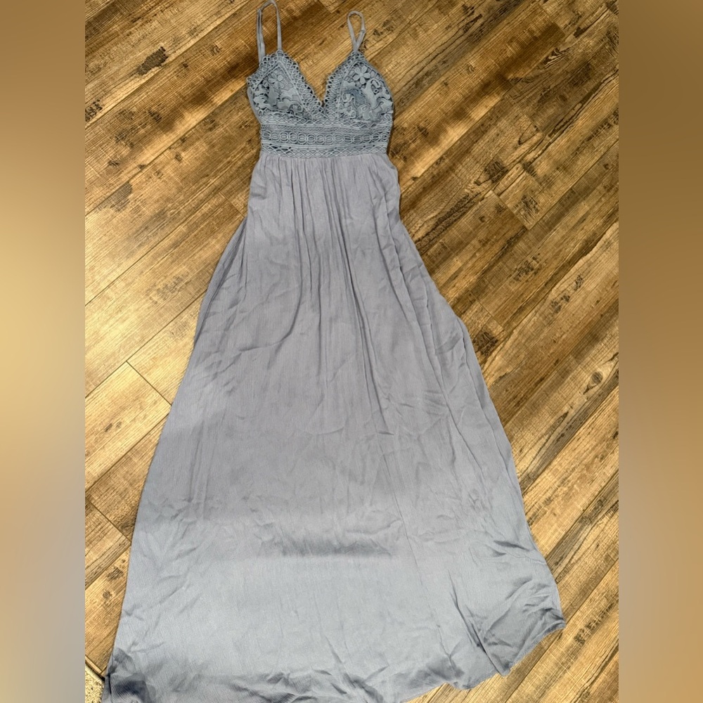 Elegant Gray blue boutique Lace Maxi Dress size small